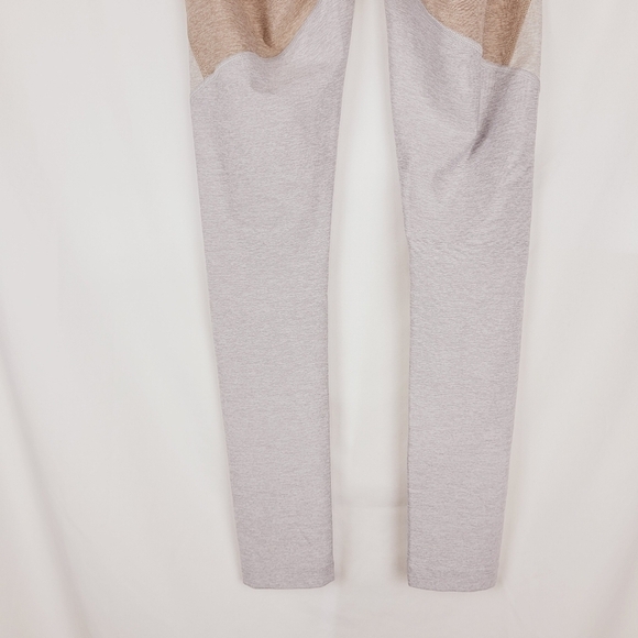 Outdoor Voices 7/8 Springs Leggings Ivory Tan Oatmeal Women's Size XS Yoga - Picture 7 of 12
